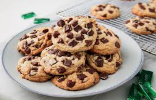 EATING CHOCOLATE CHIP COOKIES MAY BE GOOD FOR YOU!